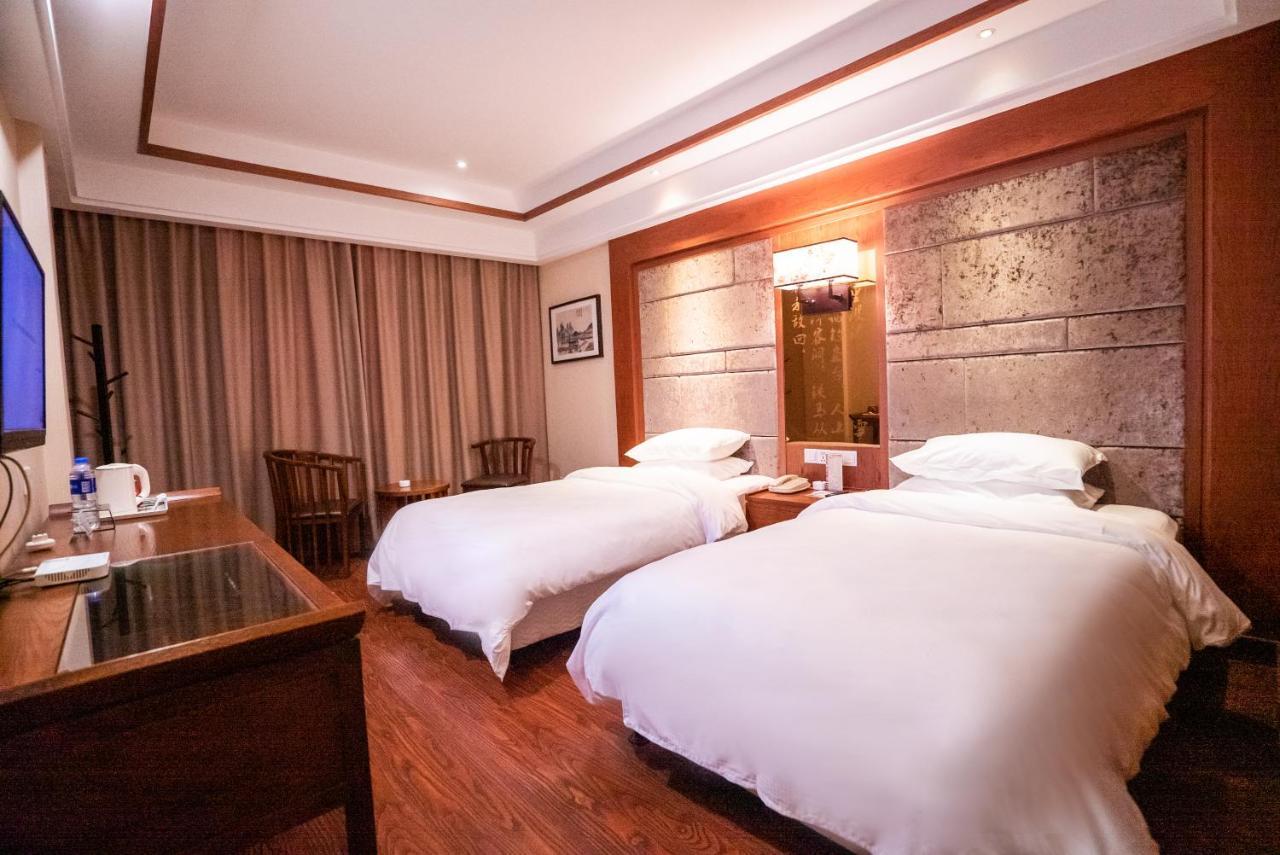 Wuyue Qianmen Hotel Csiahszin Kültér fotó